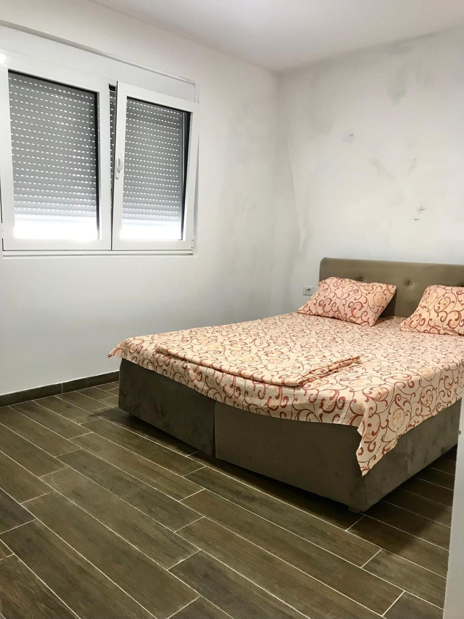 Apartments Mekic Utjeha Luaran gambar