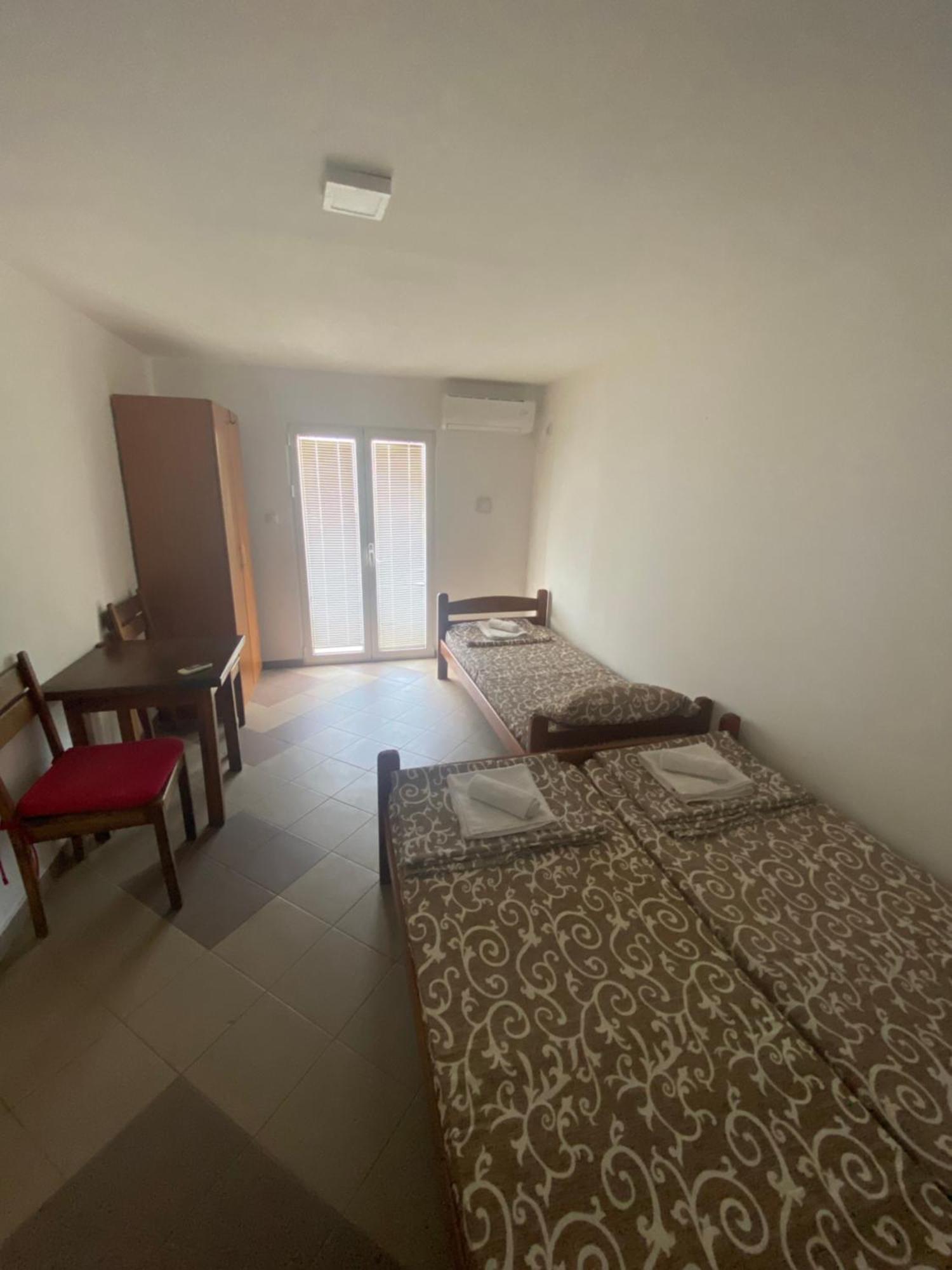 Apartments Mekic Utjeha Luaran gambar