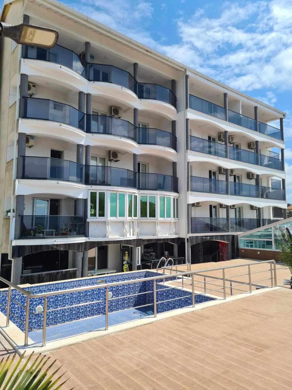 Apartments Mekic Utjeha Luaran gambar